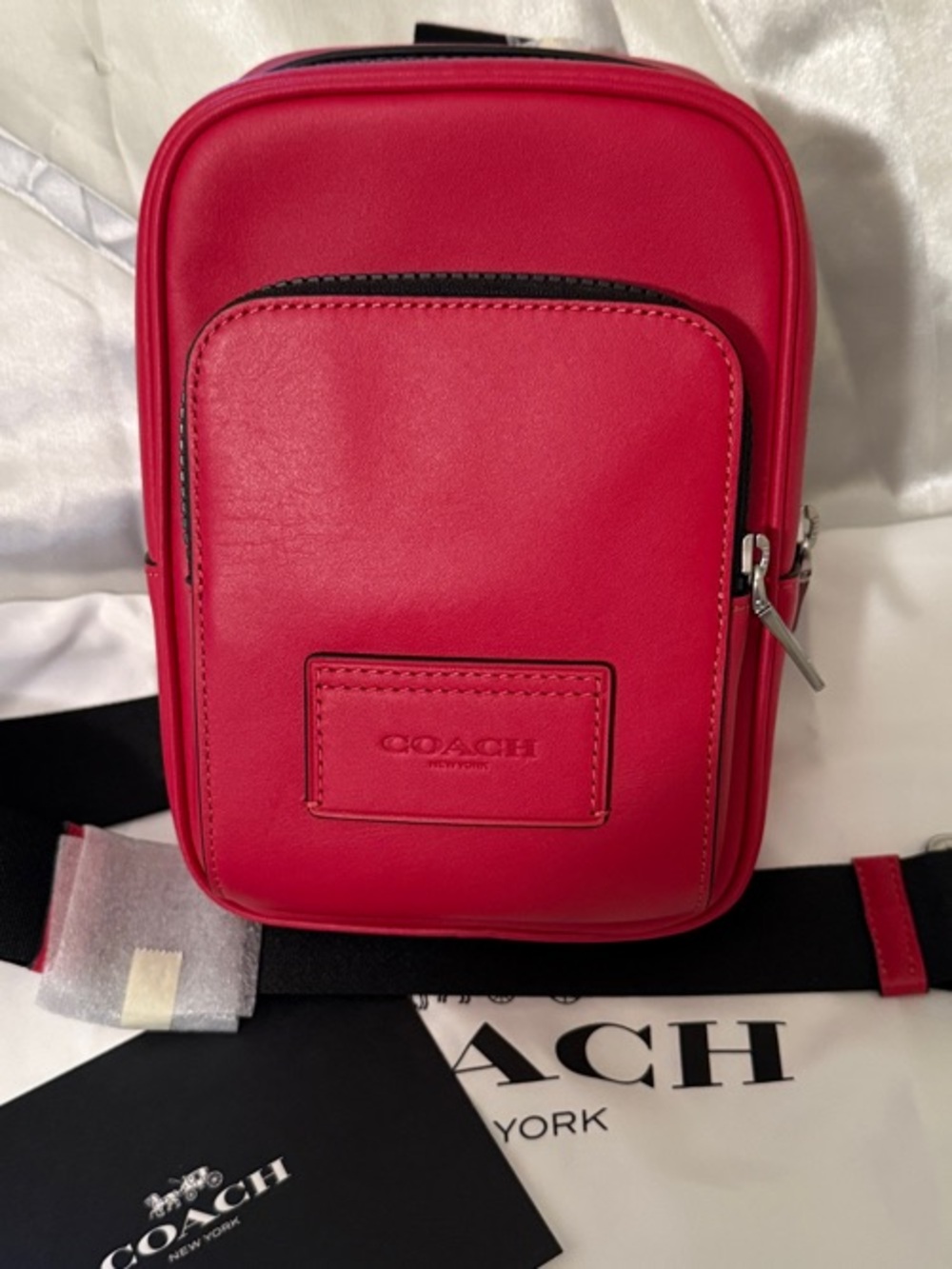 ♥️Coach NWT True Red Leather Racer Sling Pack with Silver Hardware - Picture 4 of 9